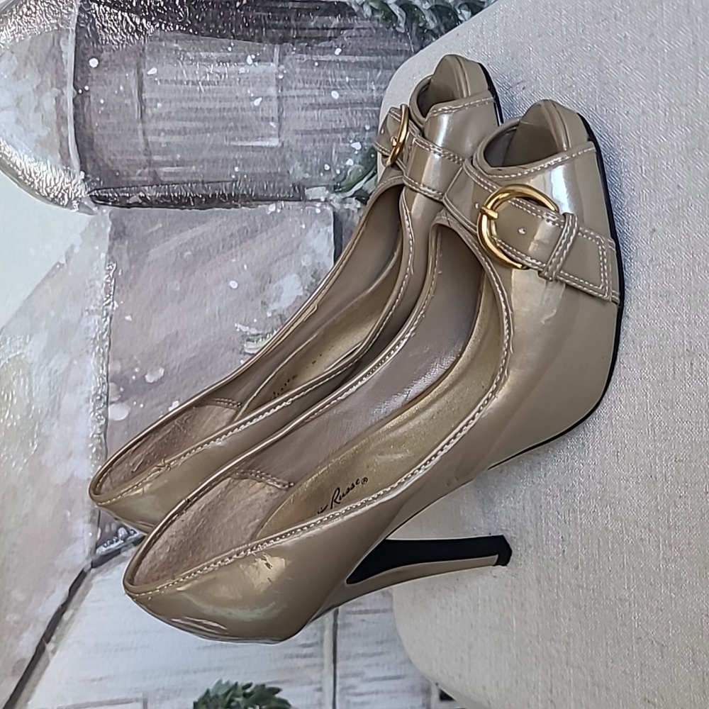 Charlotte Russe size 8 peep toe pumps.